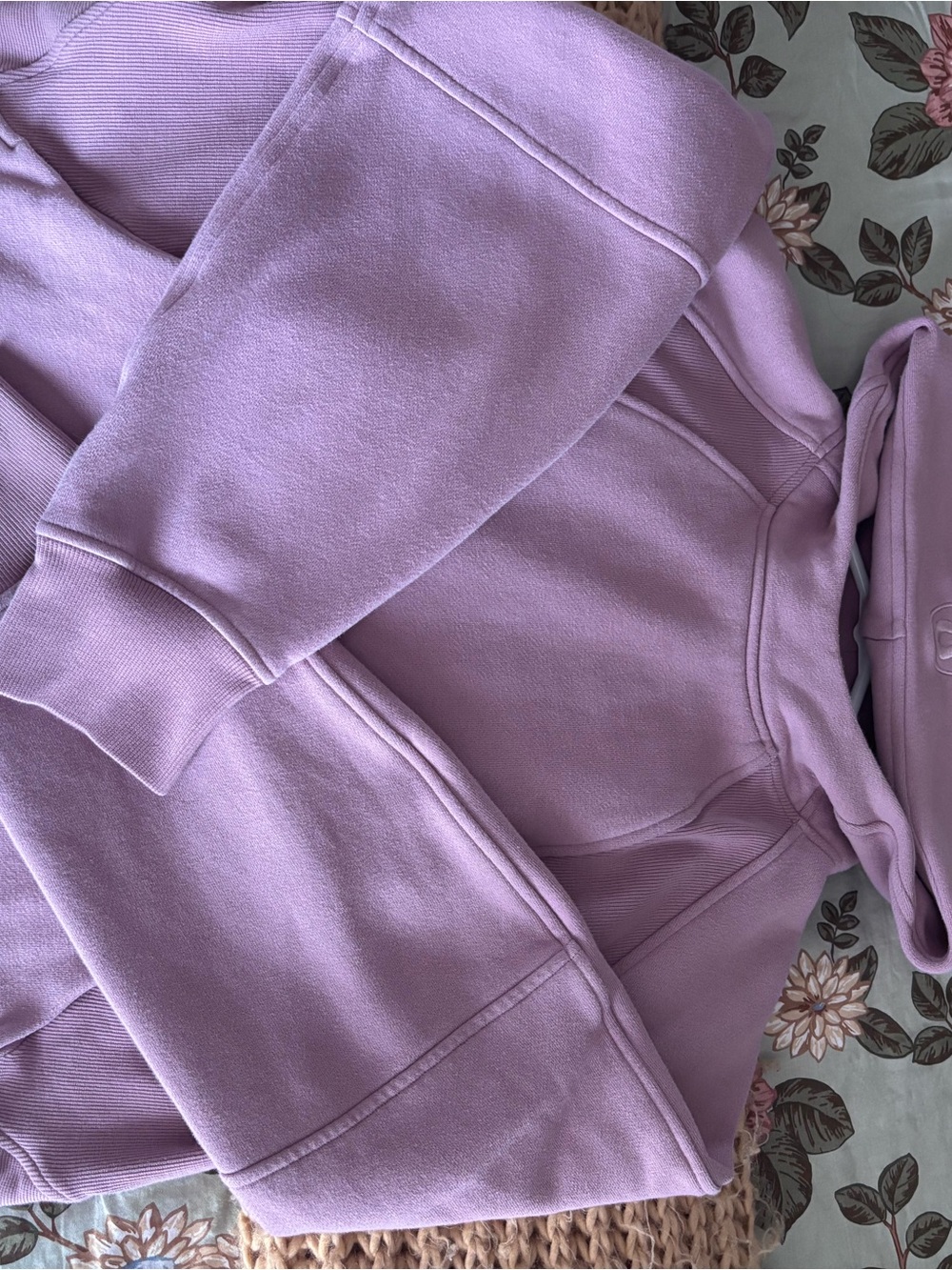 lululemon athletica Lavender Pullover Hoodie